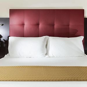 Economy King Room